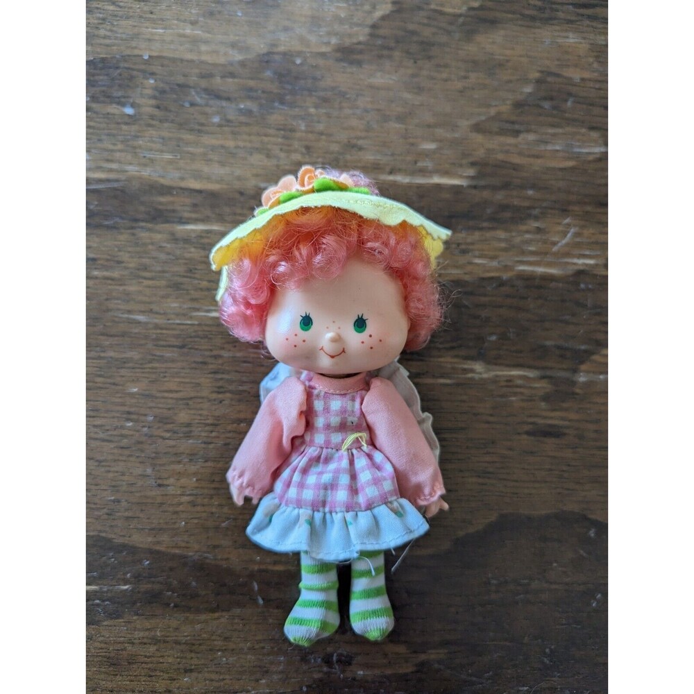 American Greetings 1979 Strawberry Shortcake Party Pleaser Peach Blush Doll